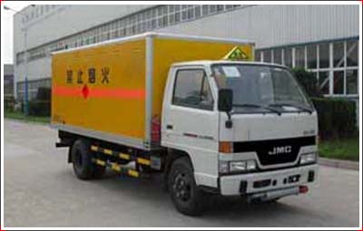 江鈴爆破器材運輸車圖片