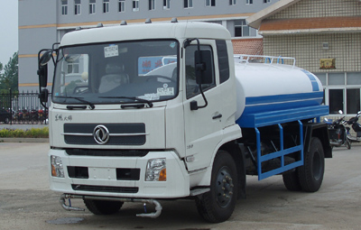 東風天錦灑水車圖片