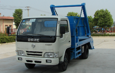 東風(fēng)金霸擺臂垃圾車圖片